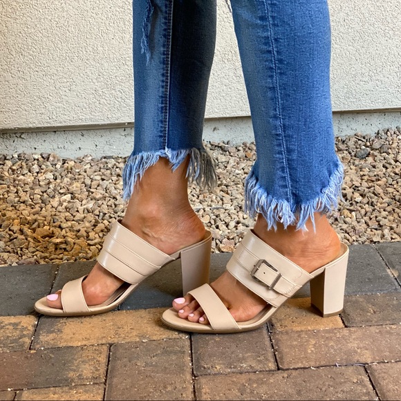 Leather Chunky Block Heel Buckle Mule - Picture 4 of 9